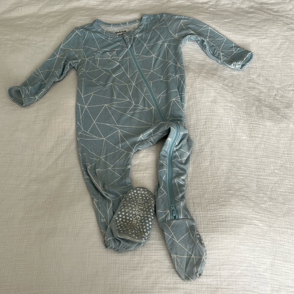 Bamboo Sleeper | Milk Snob | 6-12 Months - Picture 2 of 4